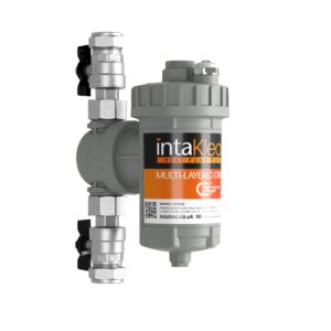 an inta magnetic filter for heat source pumps presented on a white background